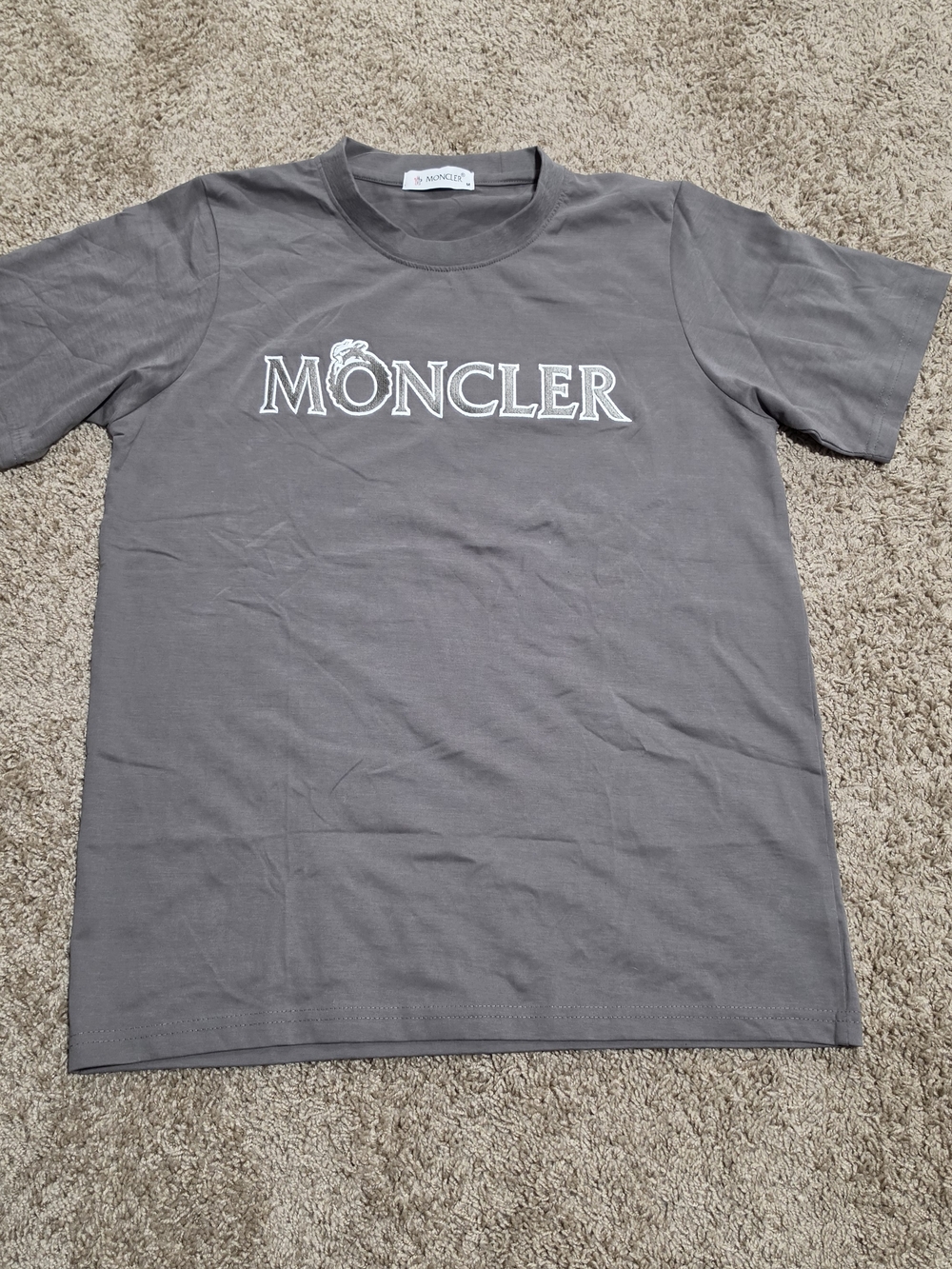 Moncler Embroidered Logo Cotton Short Sleeve T-Shirt Grey Men's Size M
